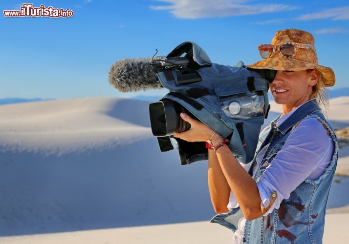 Ana, la nostra inviata - come reporter speciale nel deserto di White Sands - © DONNAVVENTURA® 2013 - Tutti i diritti riservati - All rights reserved