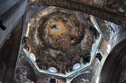 Cupola con affresco dell' Assunzione della Vergine (Correggio) - è il capolavoro assoluto del Duomo di  Parma, che rivesta la cupola ottagonale della cattedrale