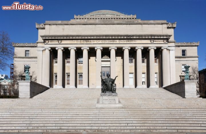 Immagine Columbia University: la monumentale ex Biblioteca di New York City: si tratta della Low Memorial library, oggi sostituita dalla più grande Butler Library  - © Pete Spiro / Shutterstock.com