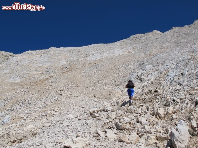 Immagine Trekking sulla Via normale verso il Corno Grande del Gran Sasso