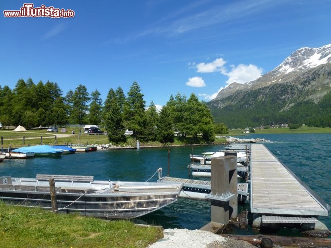 Immagine Camping di lago Silvaplana e il molo del centro velico