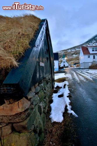 Immagine Una delle vedute piu belle del villaggio di Gjogv, Isole Faroe - © Michela Garosi / TheTraveLover.com