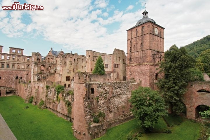 Immagine Torre dell'orologio e rovine del Castello di Heidelberg - ©German National Tourist Board