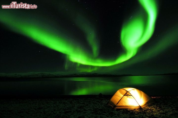 Immagine Abisko aurora dalla tenda Lapponia Svezia - © Bildagentur Zoonar GmbH / Shutterstock.com