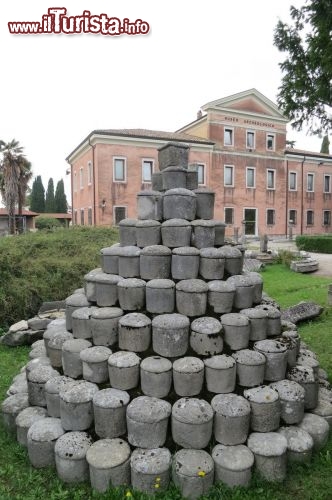 Immagine Aquileia l'esterno del Museo Archeologico Nazionale