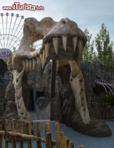 Immagine Dinoland, la nuova divertente area tematica dedicata ai più piccoli a Mirabilandia, Emilia Romagna, Italia