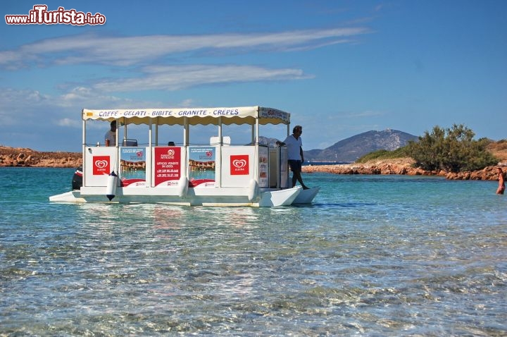 Immagine Bar galleggiante Sardegna Isola Tavolara, Porto San Paolo