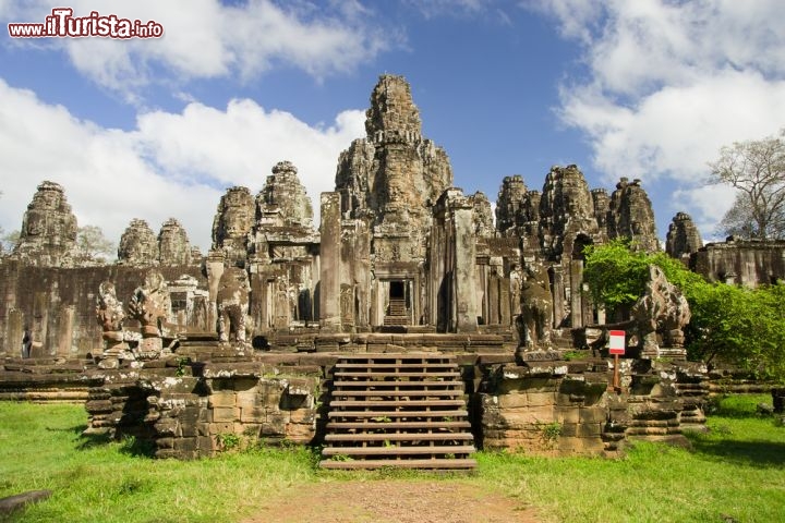 Immagine il Bayon Temple di Angkor Thom, in  Cambogia - © Artur Bogacki / Shutterstock.com