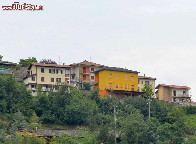 Immagine Le case di Berbenno (Bg): si hanno notizie della cittadina sulle prealpi bergamasche sin dal medioevo