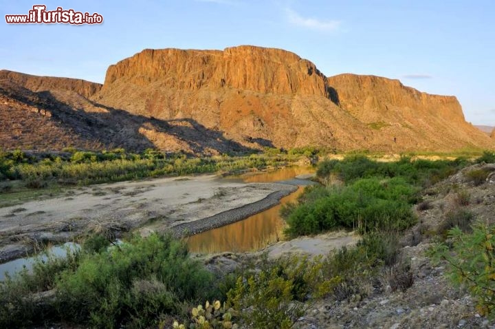 Immagine Big Bend Ranch State Park, Rio Grande, Texas  - © Mary Terriberry / shutterstock.com