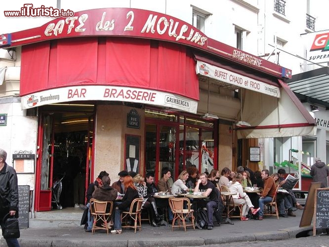 Immagine "Le Cafè des 2 Moulins" localtion del film "IL FAVOLOSO MONDO DI AMELI". ll locale dove lavora Amelie a Montmartre - © Roby / wikipedia.org
