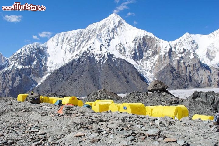 Immagine Campo base per trekking in Kirghizistan - Foto di Giulio Badini, I Viaggi di Maurizio Levi