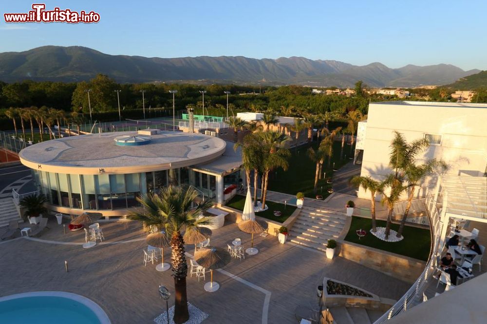 Immagine Camposano Campania Panorama dal Dubai VIllage, hotel più famoso in città