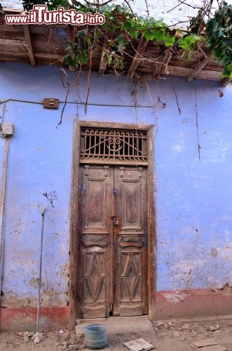 Immagine Casa tipica di El Quseir in Egitto. Il villaggio storico non possiede la sgargiante brillantezza dei resort turistici sul Mar Rosso - © maudanros / Shutterstock.com