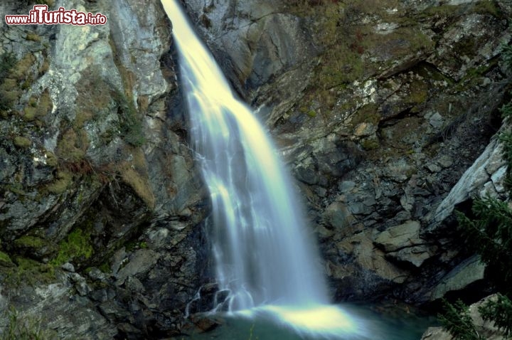 Immagine la prima delle tre cascate del Rutor a La Thuile in Valle d Aosta