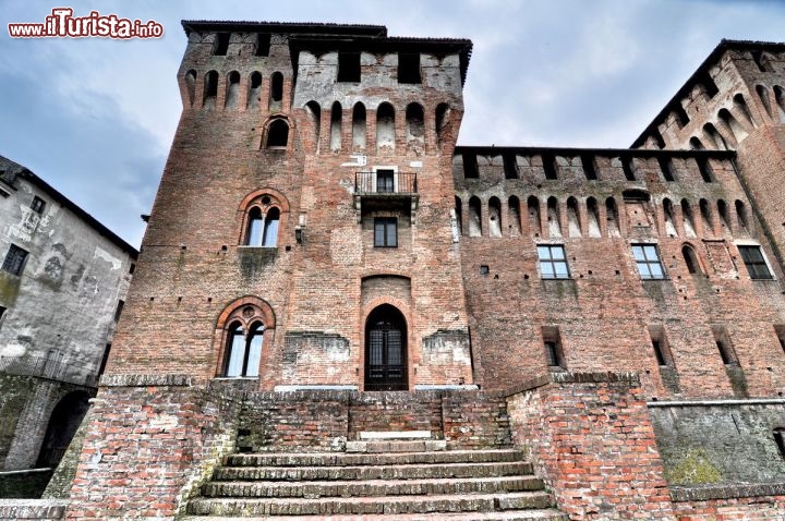 Immagine Castello di San Giorgio a Mantova, il ducato storico della Lombardia orientale, in Italia - © Enrico Montanari / ilturista.info