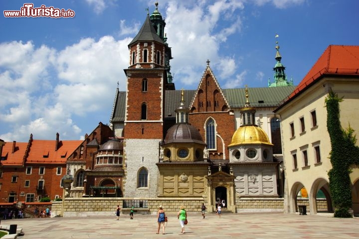 Immagine Cattedrale di Wawel dedicata a San Venceslao a Cracovia (Polonia) - © Lukasz Kurbiel / Shutterstock.com