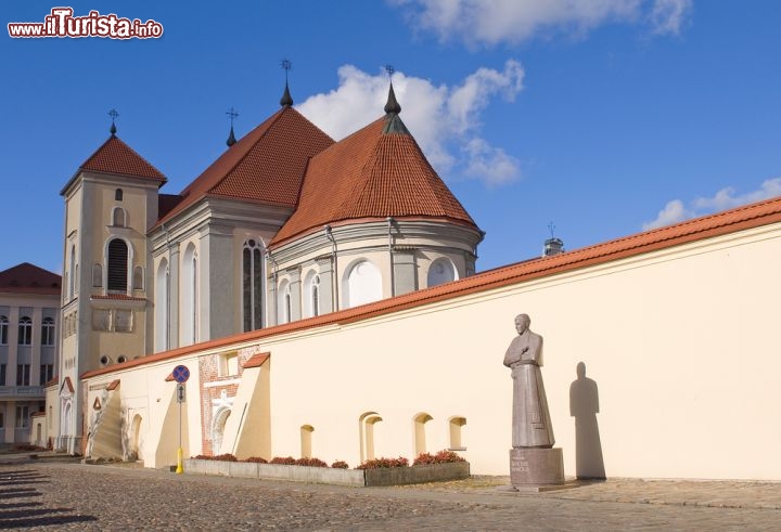 Immagine La chiesa della Santa Trinità di Kaunas in Lituania - © svand / Shutterstock.com