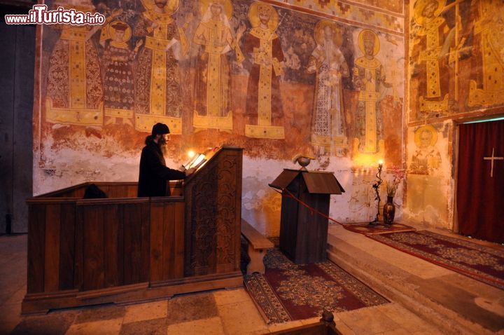 Immagine La chiesa di Gelati nei pressi di Kutaisi, Georgia. Il complesso religioso, che comprende monastero e due chiese, venne fondato dal re Davide II° di Georgia detto il "Costruttore".