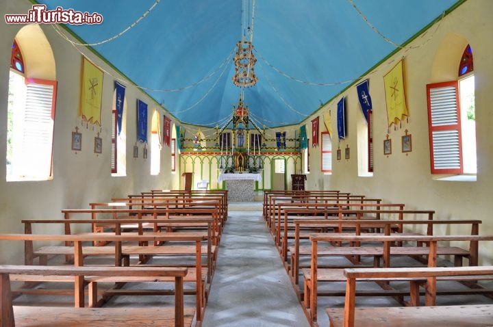 Immagine La Chiesa di Tetamanu a Fakarava, la più antica delle Tuamotu