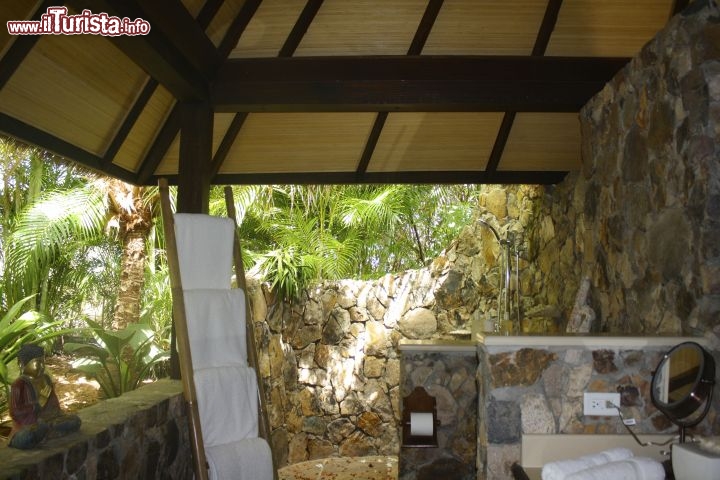 Immagine Un dettaglio delle Bali Houses, Necker island, British Virgin Islands - © Guendalina Buzzanca / thegtraveller.com