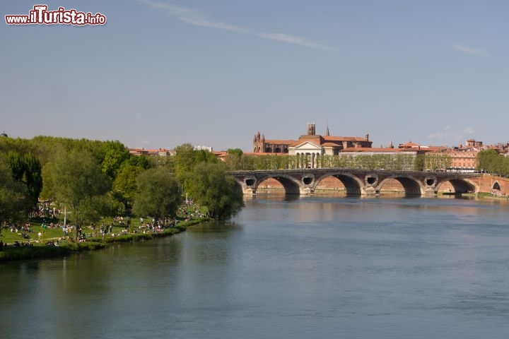 Immagine Fiume Garonna: il Ponte Nuovo (Pont Neuf) di Tolosa - © Ville de Toulouse - Patrice Nin