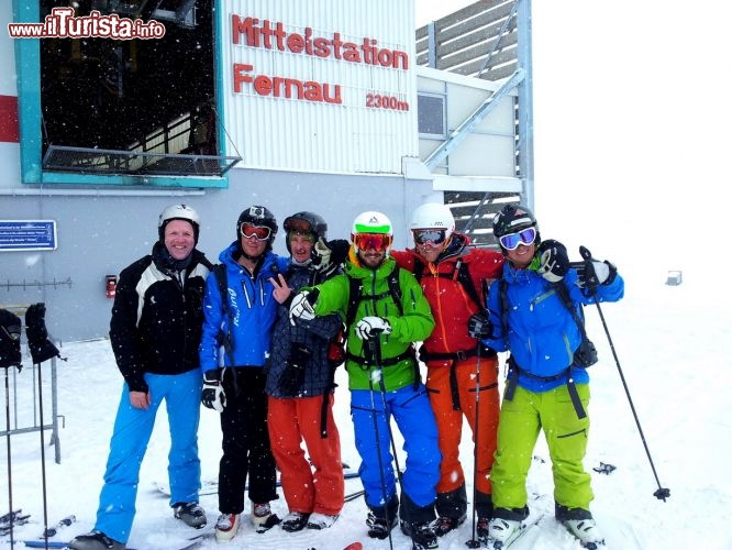 Immagine Foto ricordo alla stazione di mezzo Fernau nella valle dello Stubai, Austria.