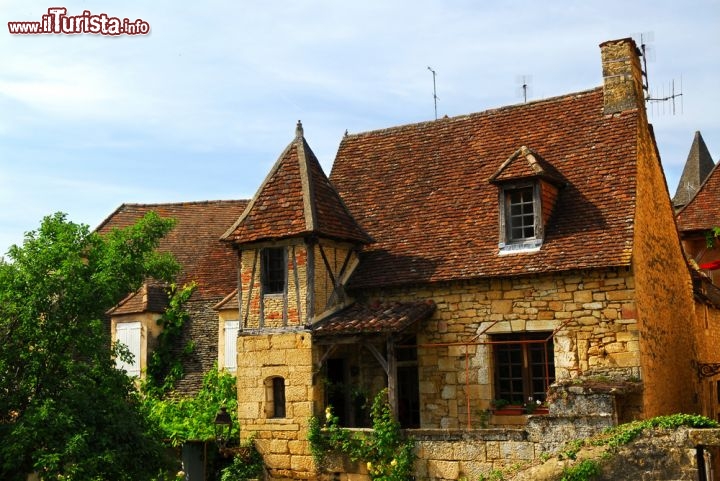 Immagine Fotografia di Sarlat-la-Caneda casa del Medioevo in Aquitania Francia - © Elena Elisseeva / Shutterstock.com