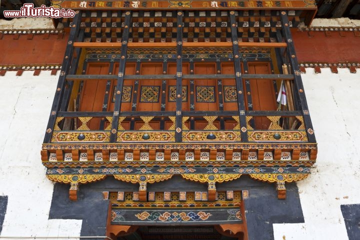 Immagine Gangtey Goemba, il Monastero Buddista della valle Phobjikha in Bhutan  - © Jan Willem van Hofwegen | worldwidephotoweb / Shutterstock.com