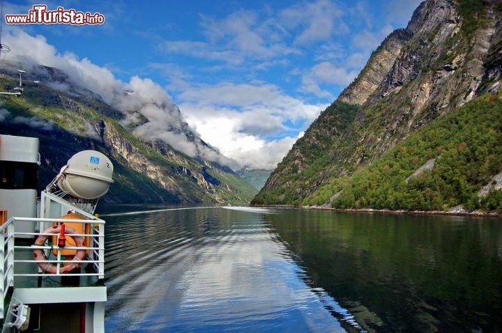 Immagine Geirangerfjiord, il fiordo patrimonio UNESCO di Geiranger in Norvegia.