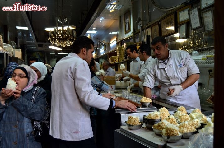 Immagine Gelateria all'interno del Suq di Hamidiah a Damasco, Siria 2014 - Foto di Monia Savioli