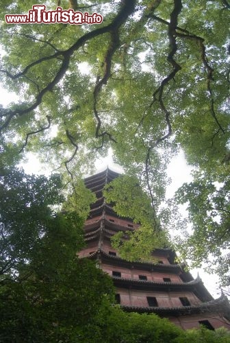 Immagine Il giardino della Pagoda delle 6 Armonie vicino a Hagzhou in Cina