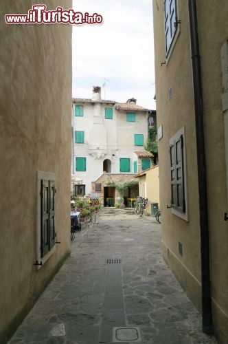 Immagine Grado, un vicolo del Centro storico