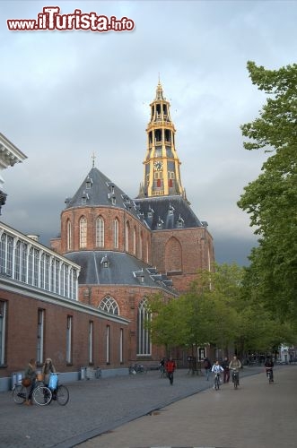 Immagine Groningen, Olanda: la chiesa di San Nicholas e Maria