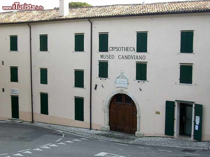 Immagine La Gypsoteca di Possagno, ovvero il Museo Canoviano con i gessi del famoso scultore veneto - © www.museocanova.it