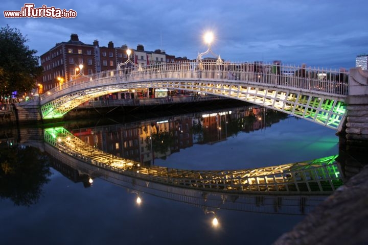 Immagine Ha'penny Bridge, Dublino