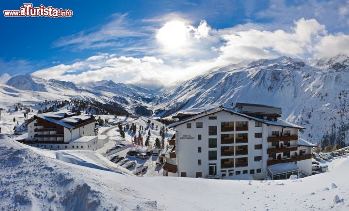 Immagine Hochgurgl a sud di Solden, in Austria, è un rinomato ski resort sulle Alpi Retiche del Tirolo  - © Tatiana Popova / Shutterstock.com