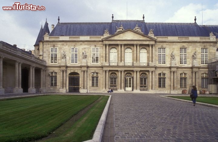 Immagine L'Hotel de Soubise sede degli Archivi Nazionali di Francia - © Paris Tourist Office / Géraldine Bruneel