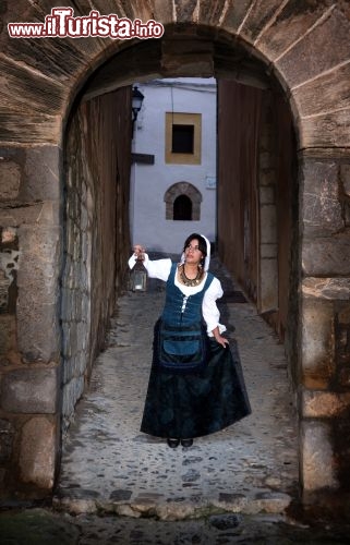 Immagine Ibiza, Baleari: visita teatralizzata nel centro storico (casco historico) - Copyright foto www.spain.info