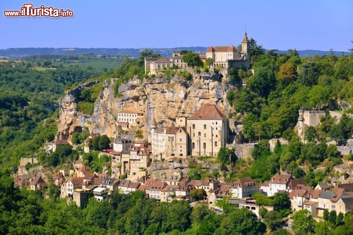 Immagine Il borgo di Rocamadour uno dei villaggi piu belli di Francia - © bju / Shutterstock.com