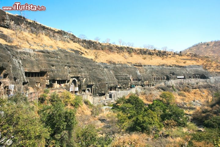 Immagine Il canyon dove sono state scavate le Ajanta Caves, siamo nello stato di Maharashtra nell'India occidentale- © Aleksandar Todorovic / Shutterstock.com