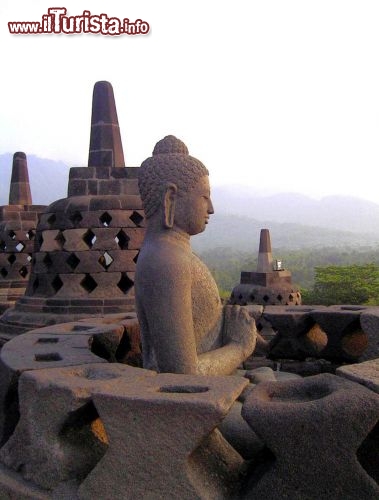 Immagine Indonesia Giava tempio Borobudur