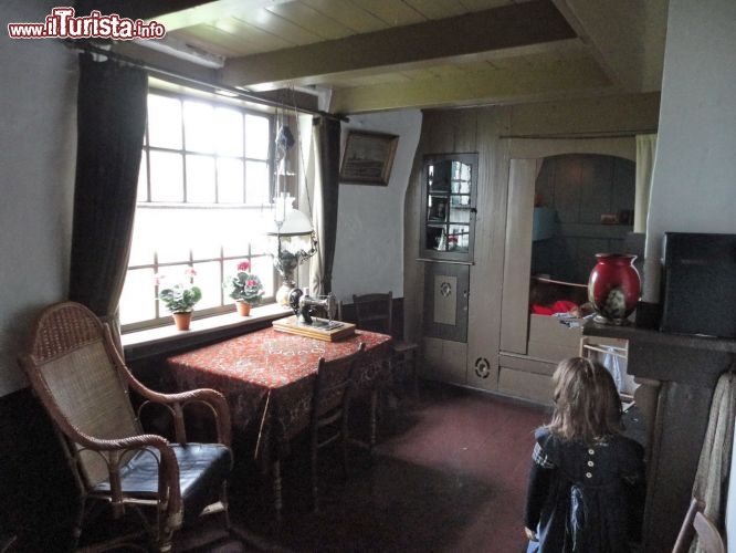 Immagine Interno di un mulino a vento di Kinderdijk: la casa del custode (Olanda).