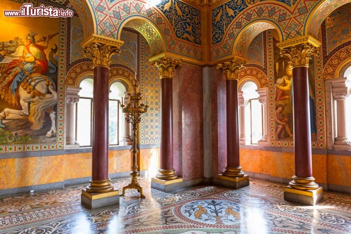 Immagine Interno castello di Hohenschwangau in Baviera (Germania) 207792508 - © Ammit Jack / Shutterstock.com