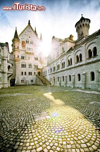 Immagine Interno del castello di Neuschwanstein in Baviera, esattamente nei dintorni di Fussen (Germania) - © telesniuk / Shutterstock.com