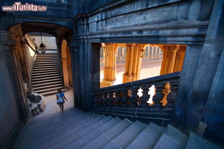 Immagine Interno dello Zwinger a Dresda, il noto palazzo barocco della Germania - © Dudarev Mikhail / Shutterstock.com