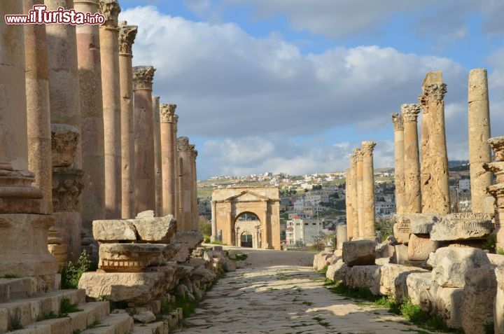 Immagine Jerash: le imponenti rovine di Gerasa, la città romana più famosa della Giordania