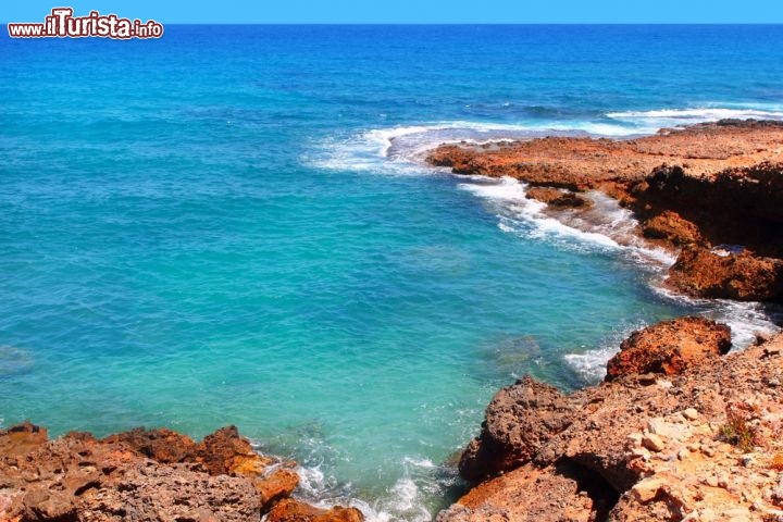 Immagine Las Rotas è uno dei tratti di costa più apprezzati dai turisti che vengono in vacanza a Denia ed Alicante, in Spagna - © holbox / Shutterstock.com
