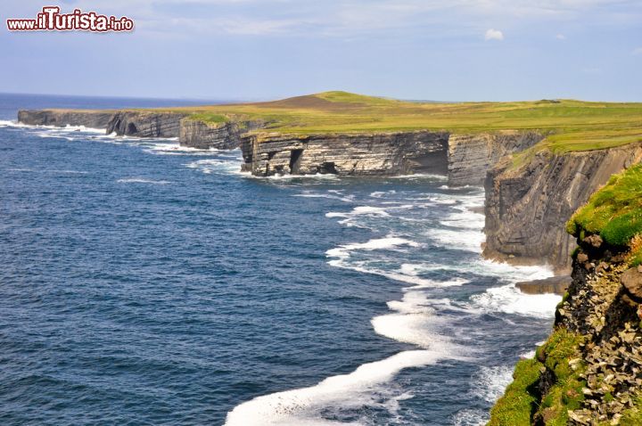 Immagine Loop Head, sulla costa rocciosa di Ennis in Irlanda