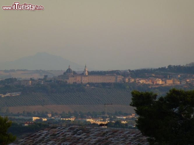 Immagine Loreto vista da Sirolo